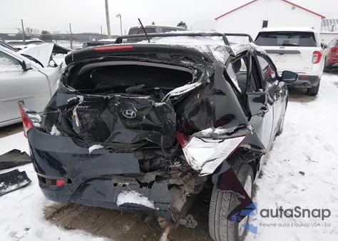 2013 Hyundai Accent Se z USA, uszkodzony, nr VIN KMHCU5AE6DU117682